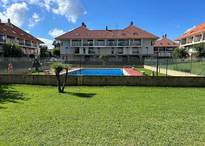 Acogedor Duplex En Urbanizacion Con Piscina En Ajo