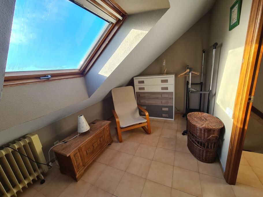 Acogedor Duplex En Urbanizacion Con Piscina En